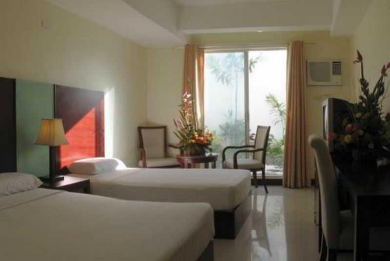 Hotel Fortuna Cebu Buitenkant foto