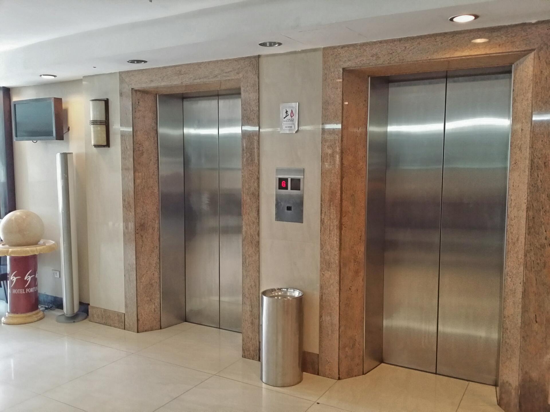 Hotel Fortuna Cebu Buitenkant foto