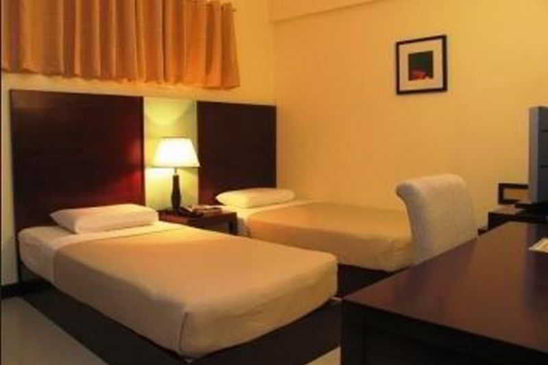 Hotel Fortuna Cebu Buitenkant foto