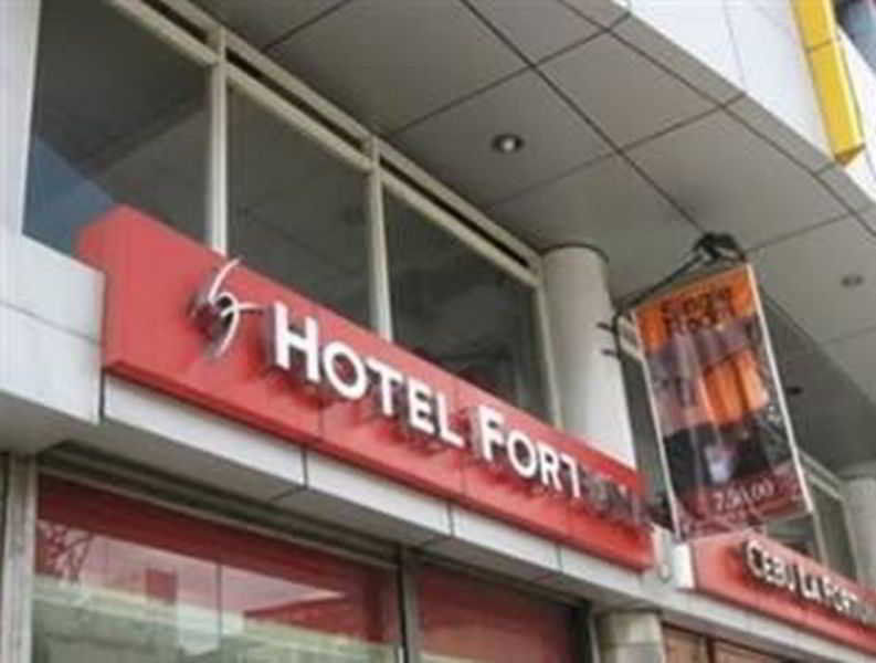 Hotel Fortuna Cebu Buitenkant foto